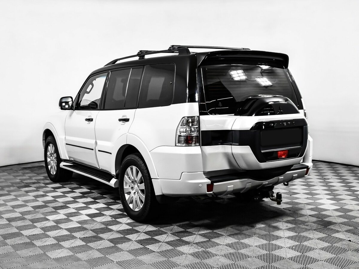 Mitsubishi Pajero 2019 года с пробегом. Фото: #5
