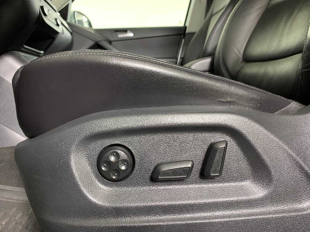 Volkswagen Tiguan 2011 года с пробегом. Фото: #16