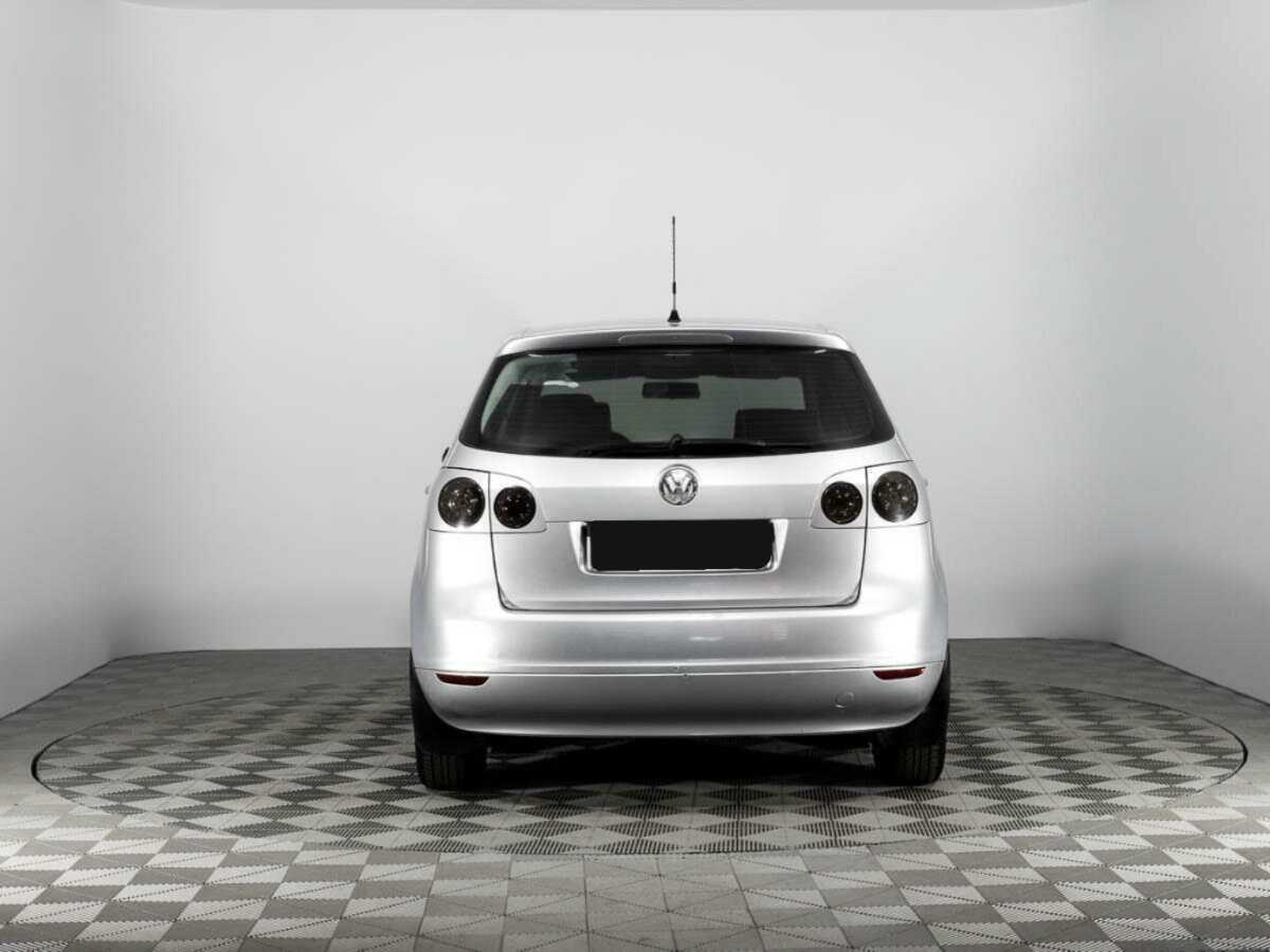 Volkswagen Golf Plus 2008 года с пробегом. Фото: #5