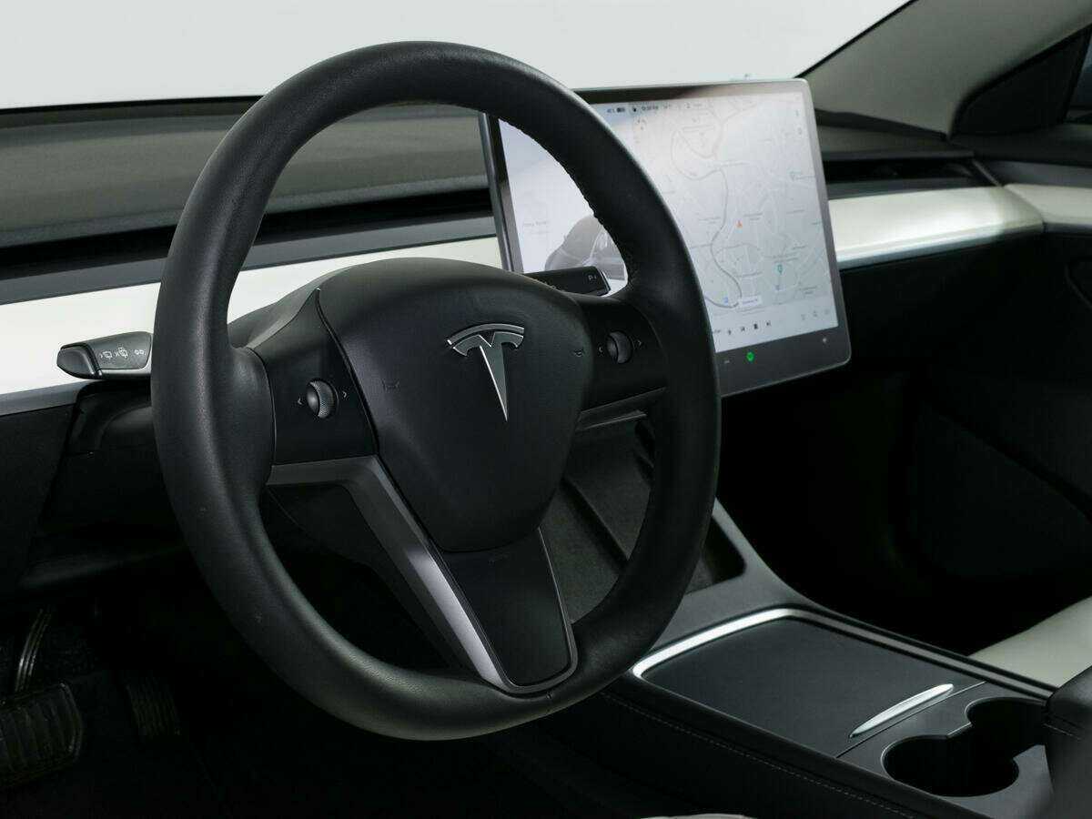 Tesla Model 3 2022 года с пробегом. Фото: #15