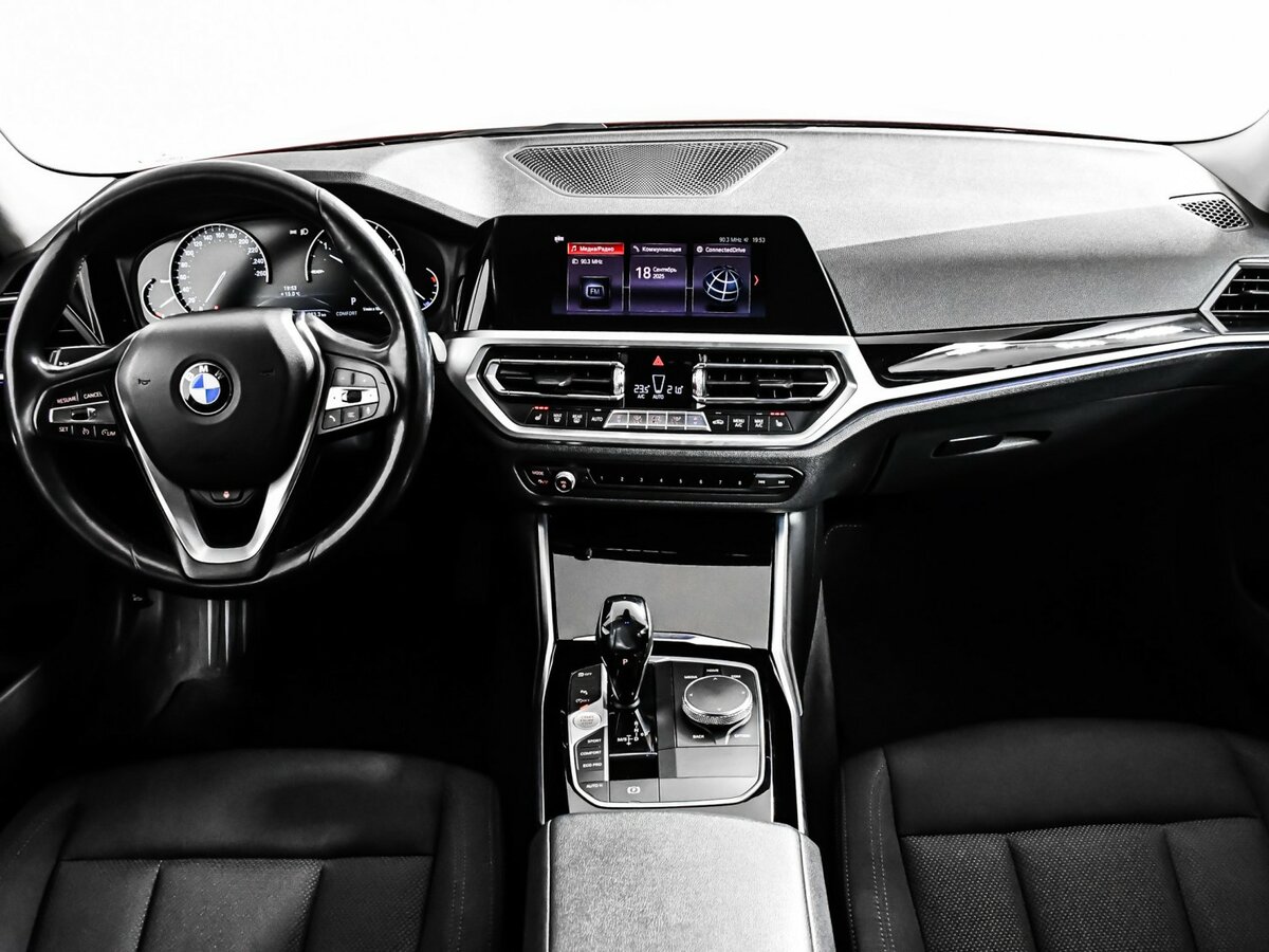 BMW 3 серии 2019 года с пробегом. Фото: #8