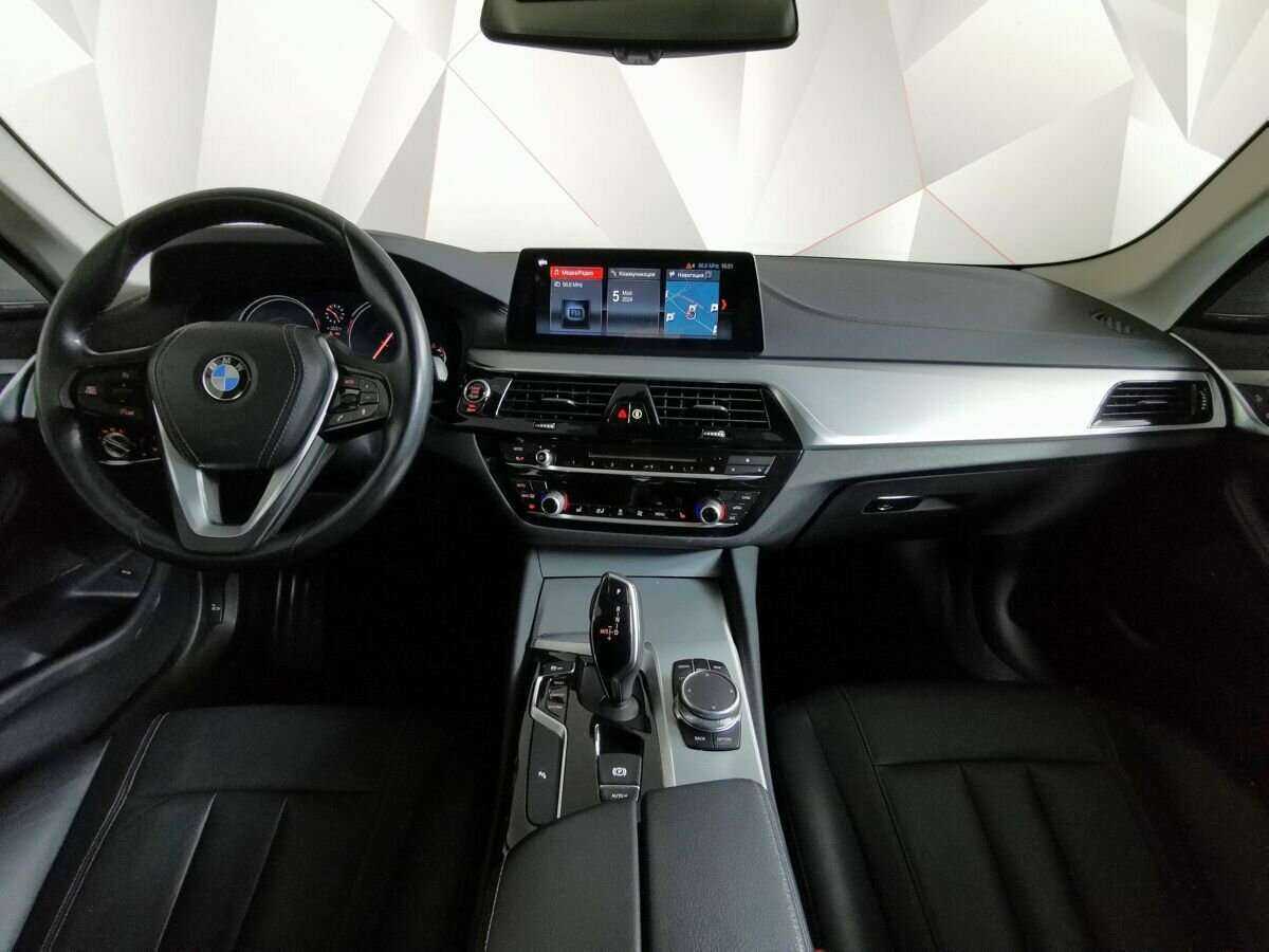 BMW 5 серии 2018 года с пробегом. Фото: #9
