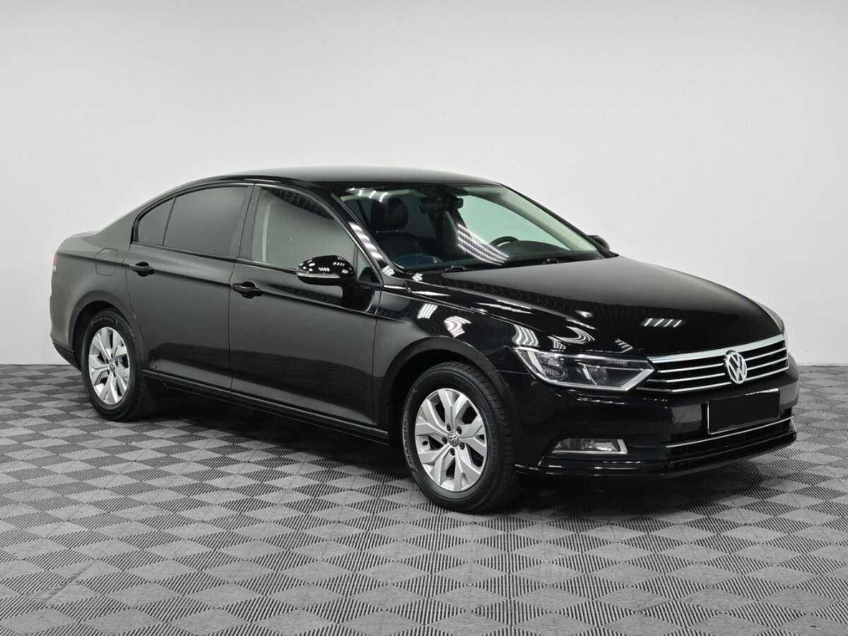 Volkswagen Passat 2016 года с пробегом. Фото: #2