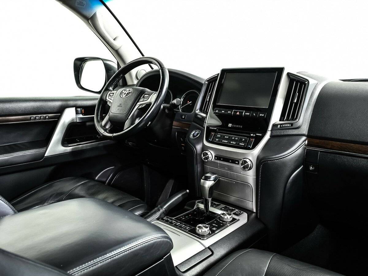 Toyota Land Cruiser 2016 года с пробегом. Фото: #8