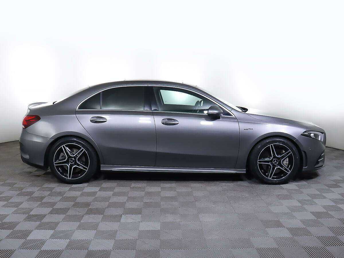 Mercedes-Benz A-Класс AMG 2020 года с пробегом. Фото: #2