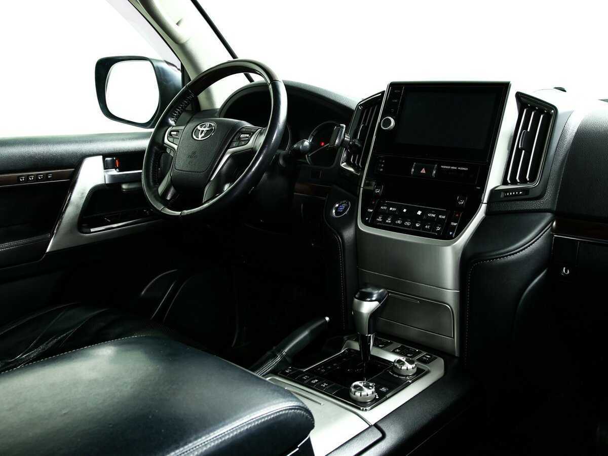 Toyota Land Cruiser 2015 года с пробегом. Фото: #8