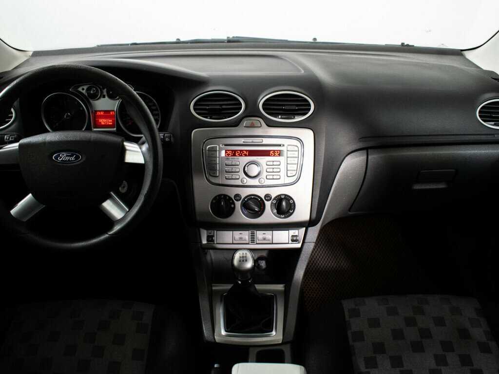 Ford Focus 2009 года с пробегом. Фото: #10