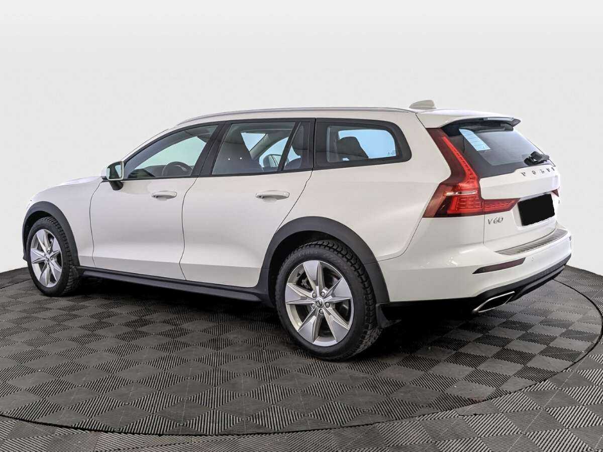 Volvo V60 Cross Country 2021 года с пробегом. Фото: #5