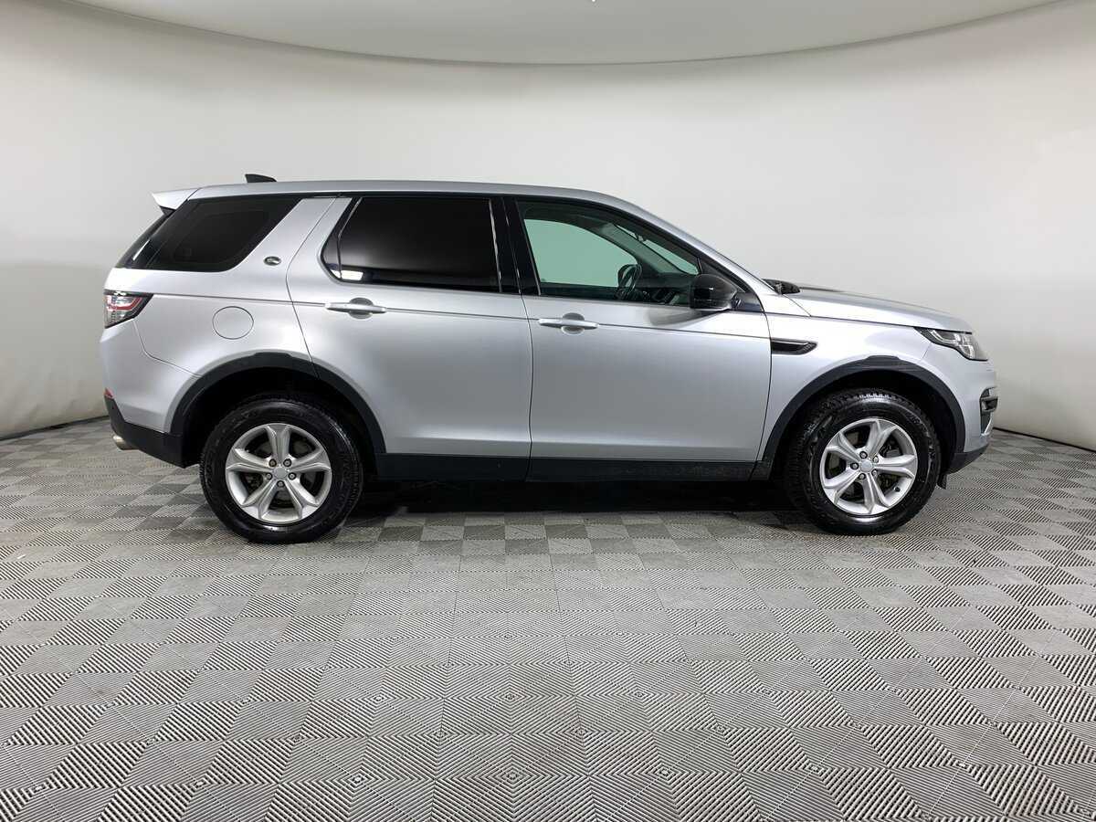 Land Rover Discovery Sport 2018 года с пробегом. Фото: #3
