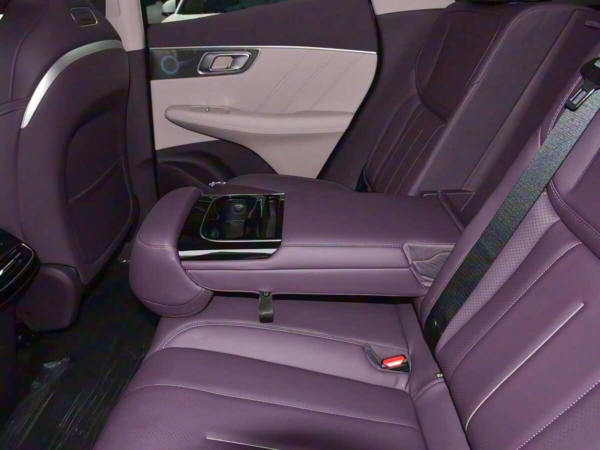 Changan Deepal S07 (S7) 2025 года с пробегом. Фото: #29