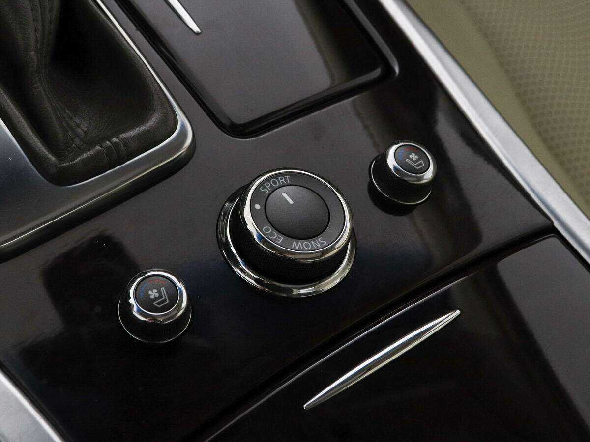 Infiniti M 2011 года с пробегом. Фото: #13