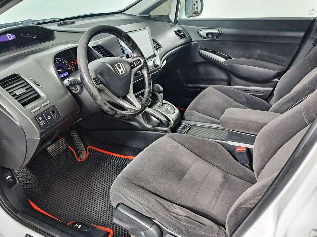 Honda Civic 2007 года с пробегом. Фото: #15