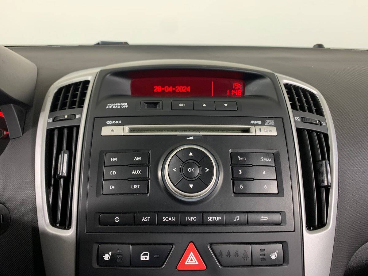 Kia Ceed 2010 года с пробегом. Фото: #15