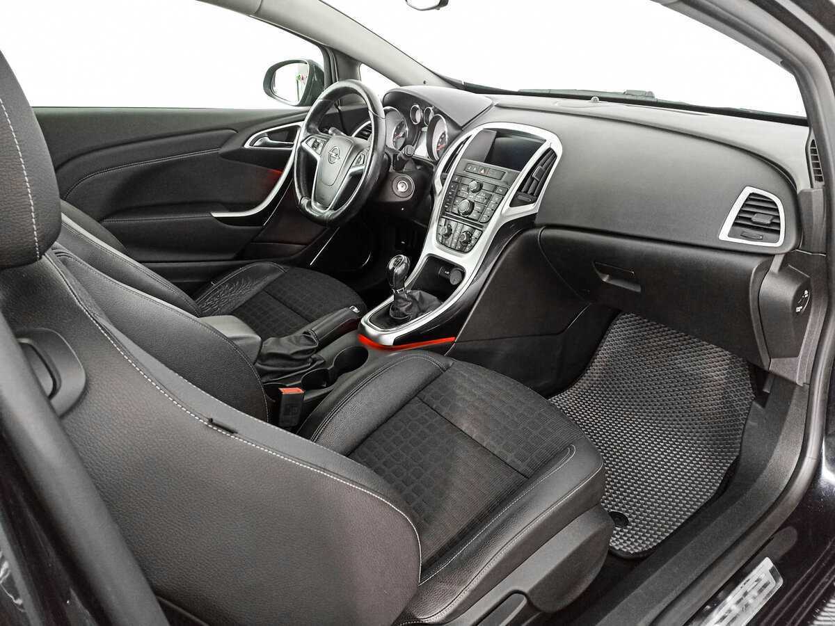 Opel Astra 2014 года с пробегом. Фото: #10