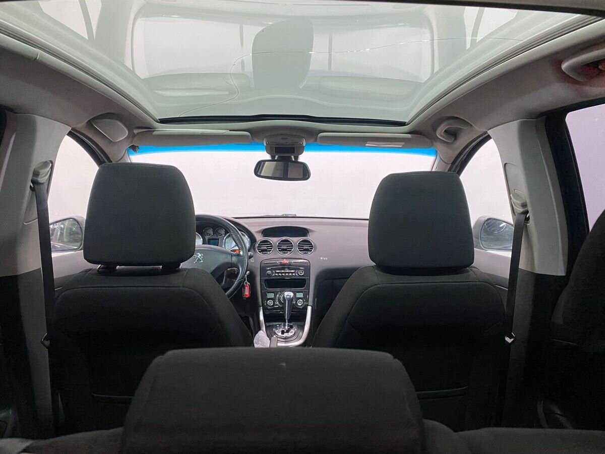 Peugeot 308 2011 года с пробегом. Фото: #15