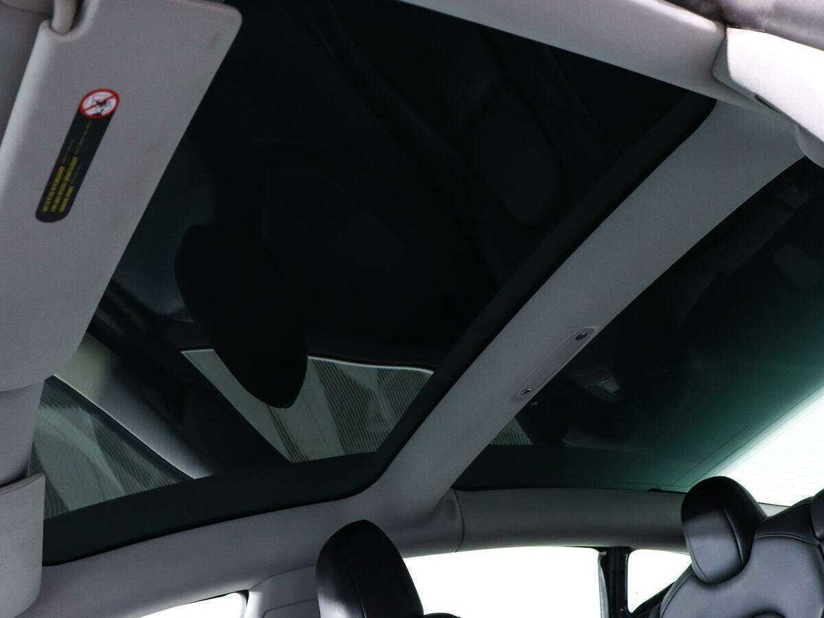 Tesla Model 3 2020 года с пробегом. Фото: #12