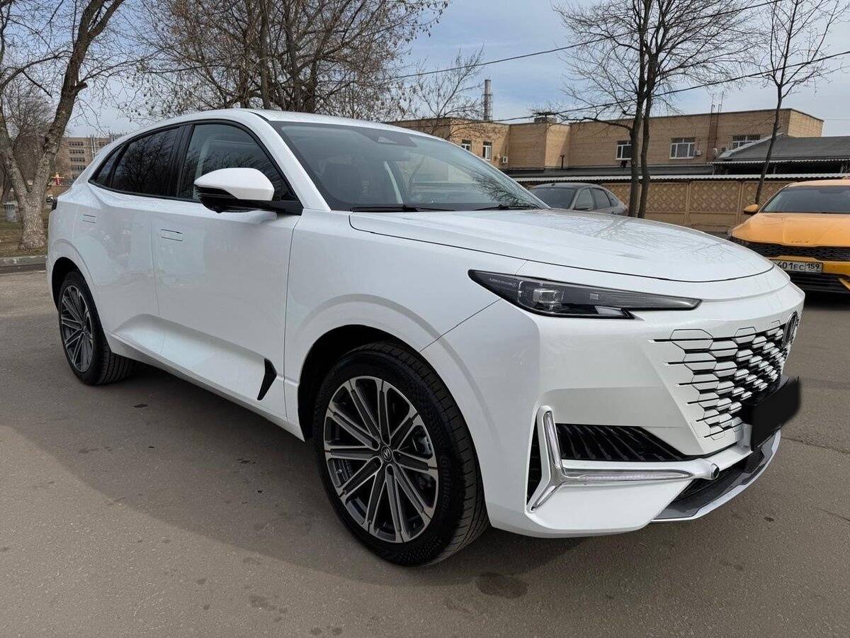 Changan UNI-K 2024 года с пробегом. Посмотреть фото