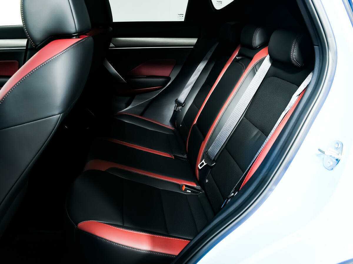 Geely Coolray 2022 года с пробегом. Фото: #11