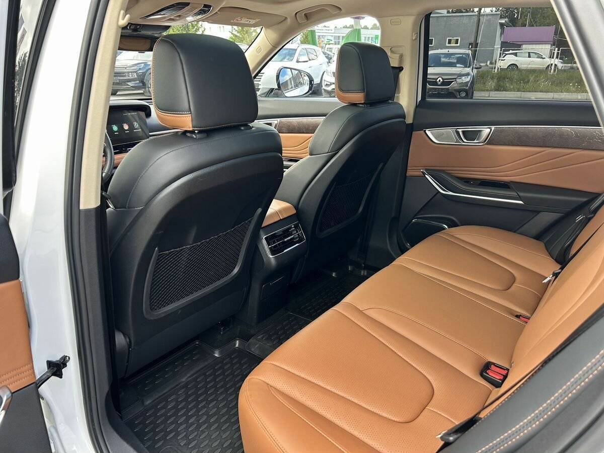 FAW Bestune T99 2022 года с пробегом. Фото: #25