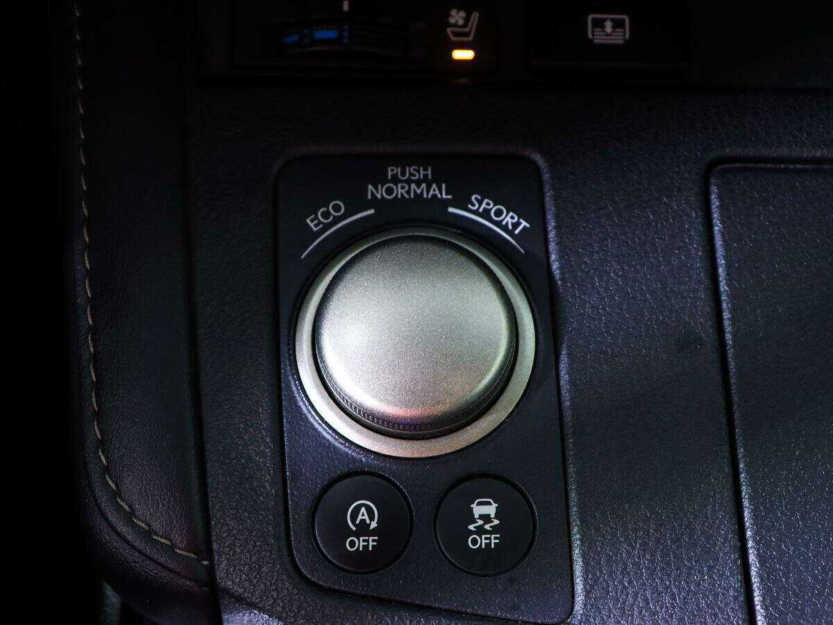 Lexus ES 2016 года с пробегом. Фото: #15