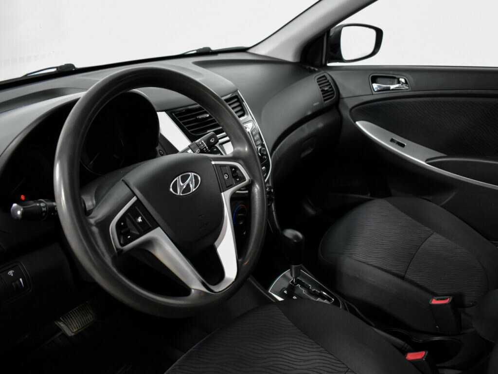 Hyundai Solaris 2012 года с пробегом. Фото: #6