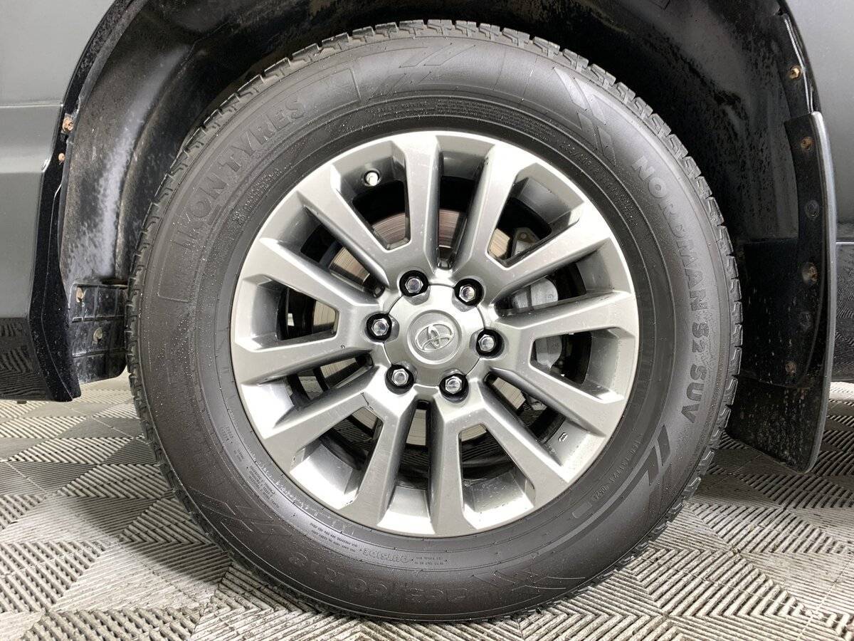Toyota Land Cruiser Prado 2018 года с пробегом. Фото: #8