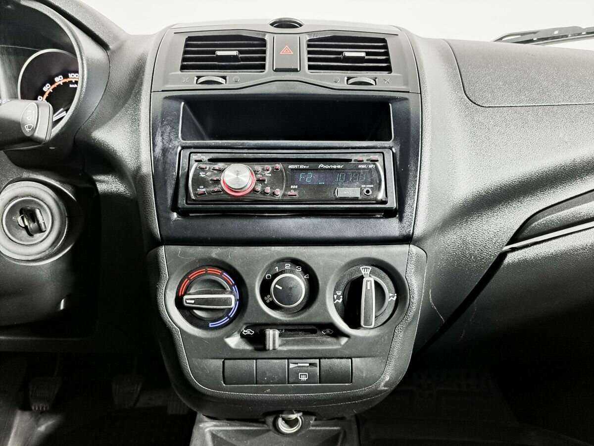 Lada (ВАЗ) Granta 2019 года с пробегом. Фото: #12