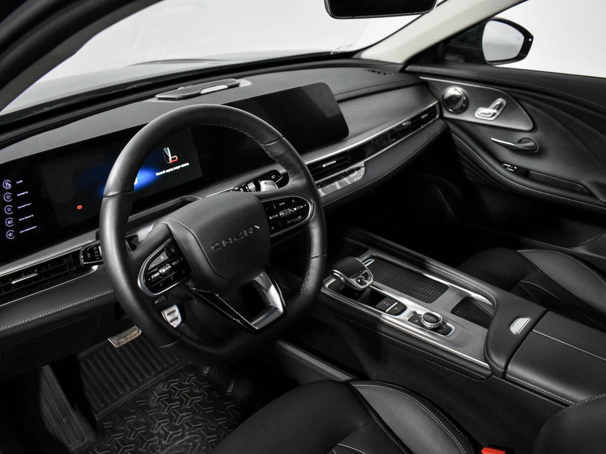 Chery Arrizo 8 2023 года с пробегом. Фото: #8