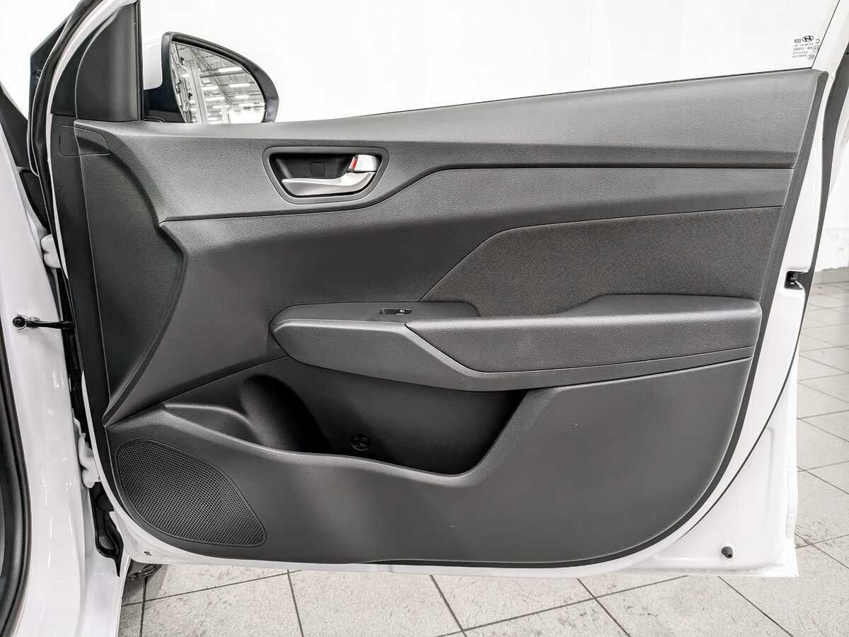 Hyundai Solaris 2021 года с пробегом. Фото: #21