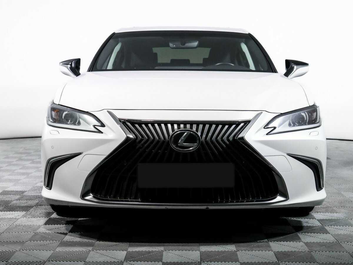 Lexus ES 2019 года с пробегом. Фото: #1