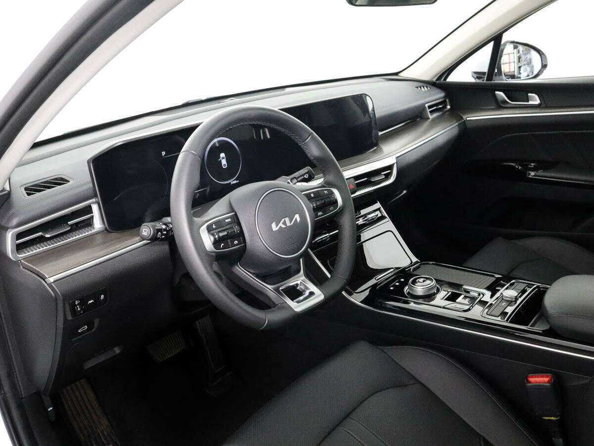 Kia K5 2022 года с пробегом. Фото: #7