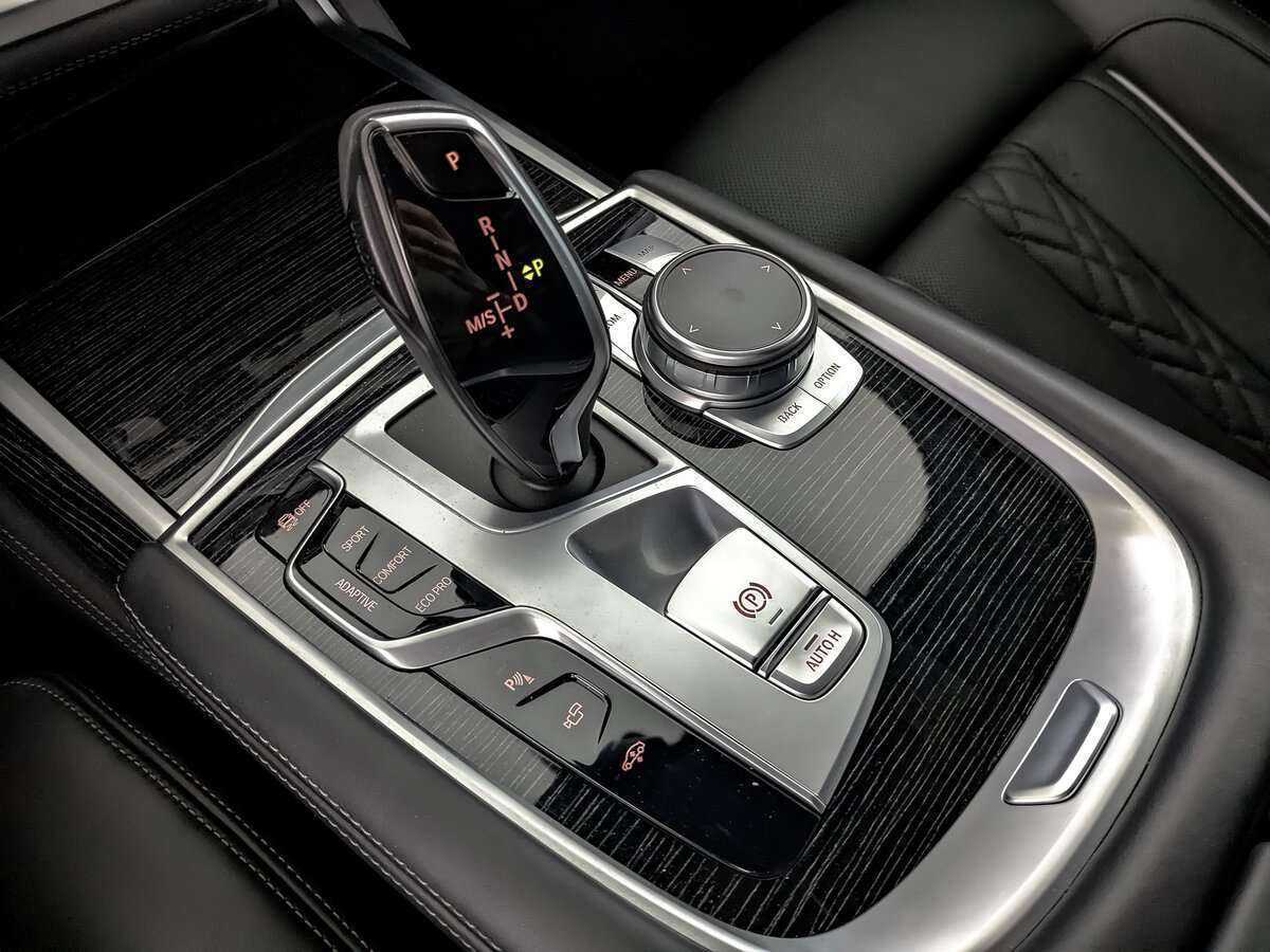 BMW 7 серии 2020 года с пробегом. Фото: #21