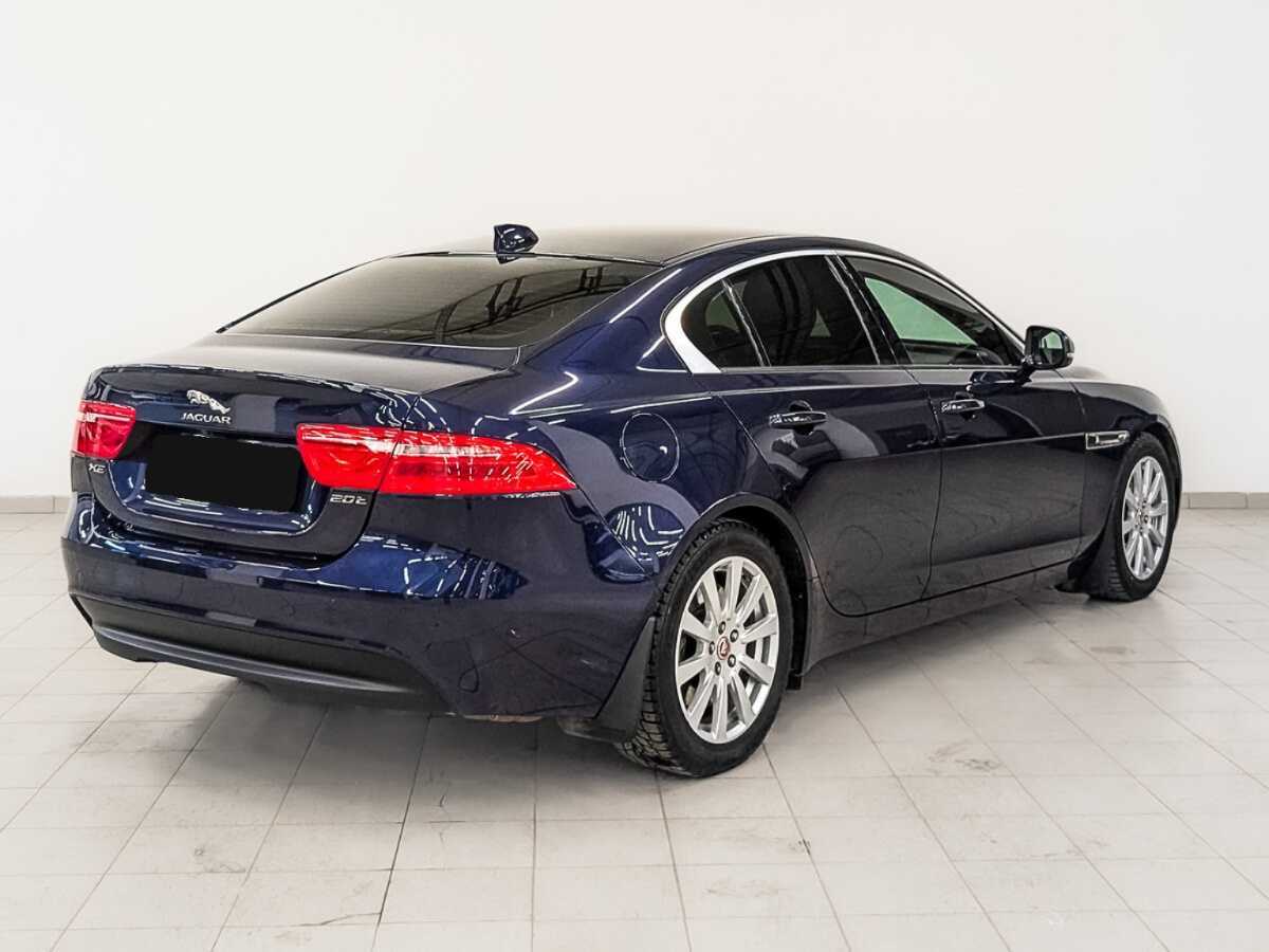 Jaguar XE 2017 года с пробегом. Фото: #4