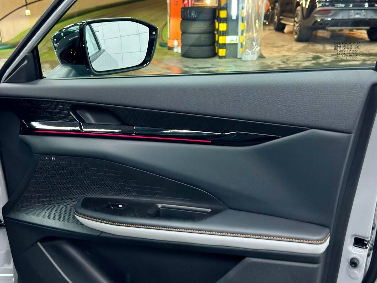 Changan UNI-V 2024 года с пробегом. Фото: #12