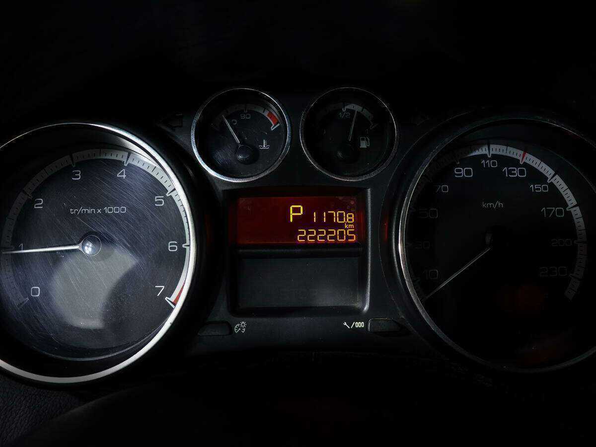 Peugeot 308 2010 года с пробегом. Фото: #8
