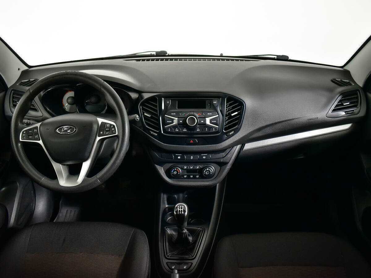 Lada (ВАЗ) Vesta 2019 года с пробегом. Фото: #11