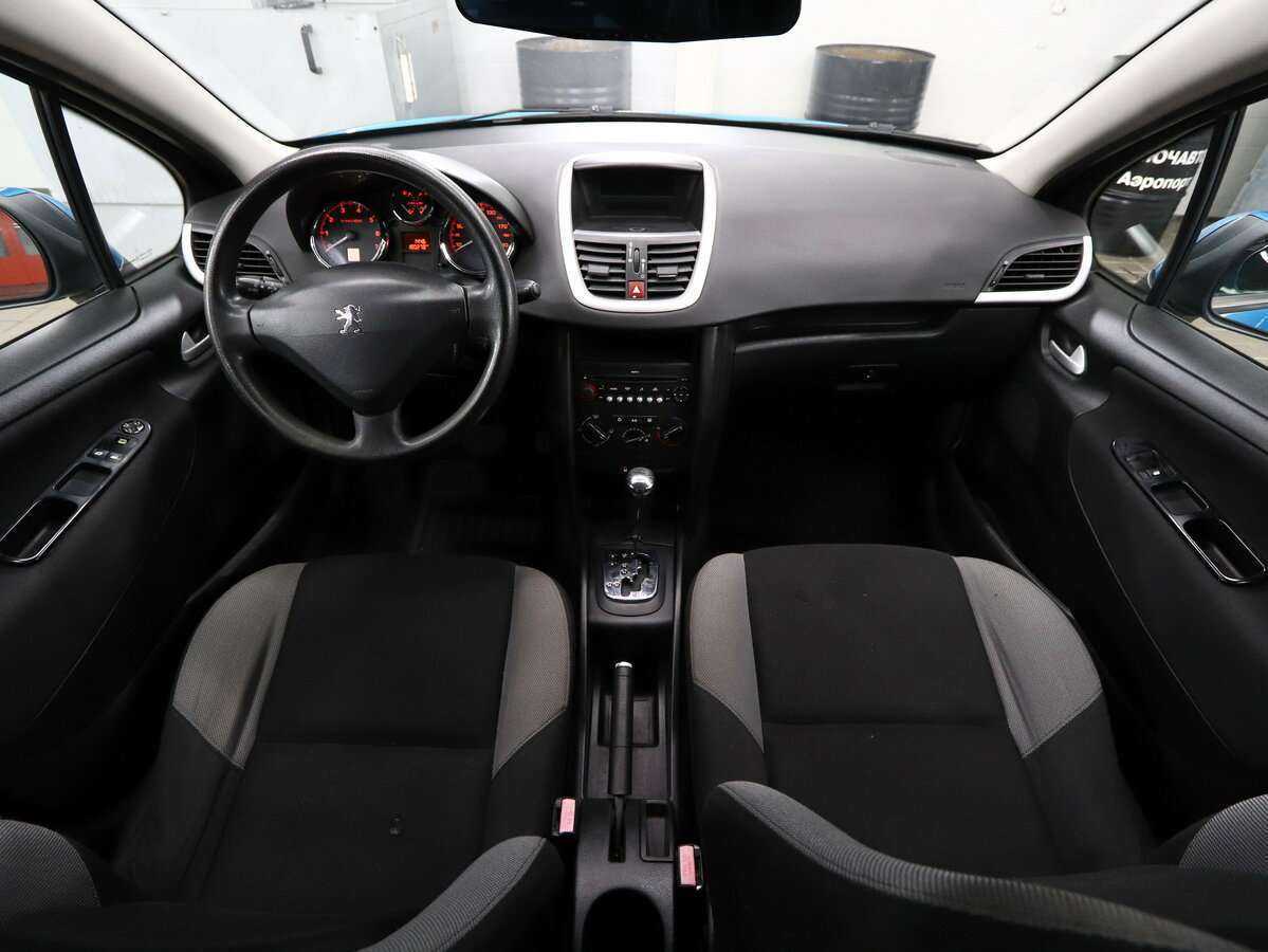 Peugeot 207 2007 года с пробегом. Фото: #9