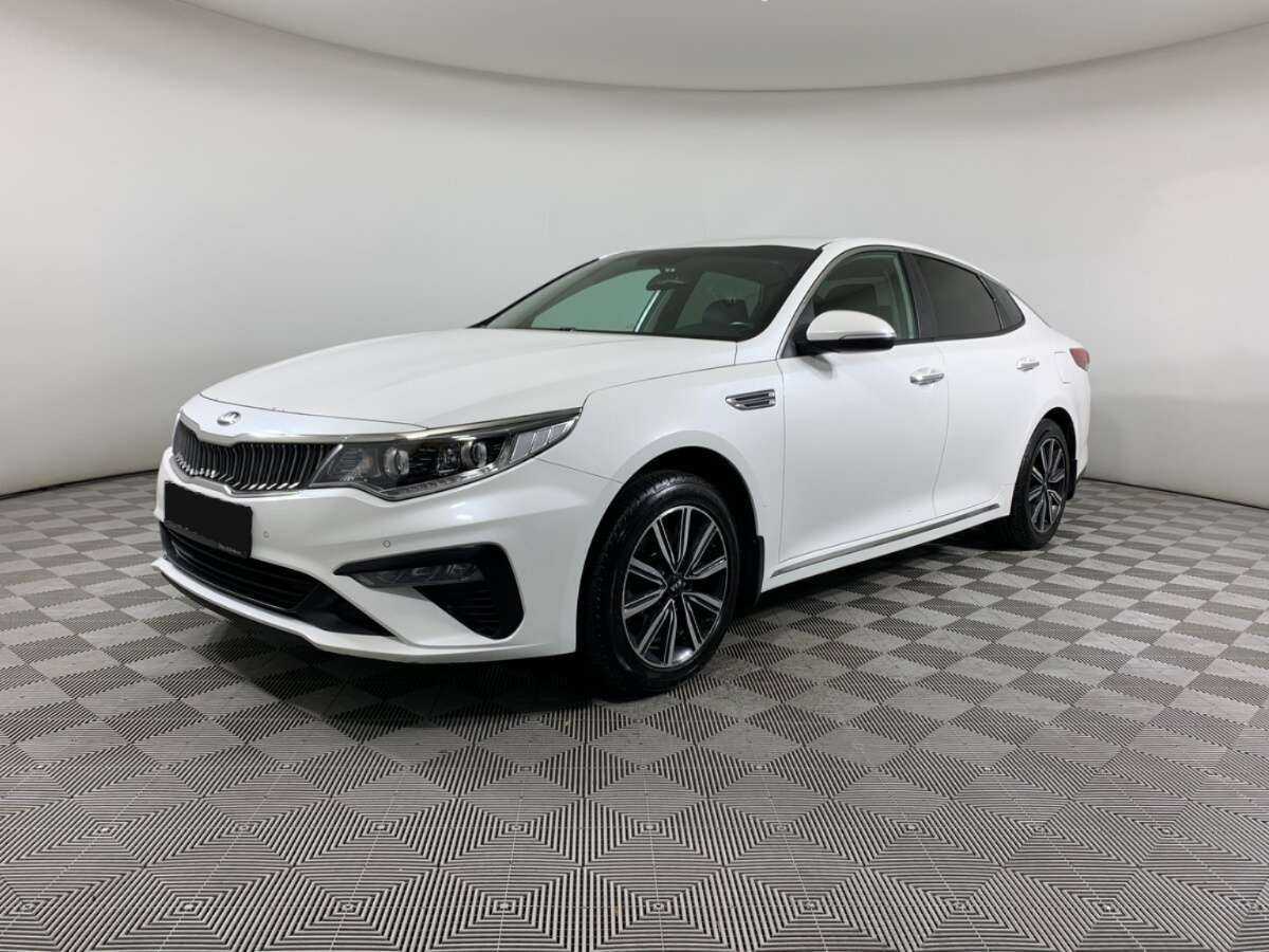 Kia Optima 2018 года с пробегом. Посмотреть фото