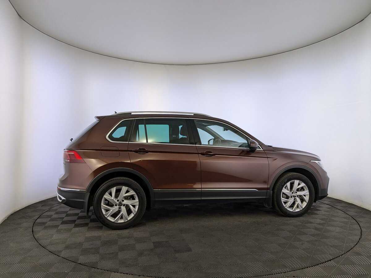 Volkswagen Tiguan 2021 года с пробегом. Фото: #3
