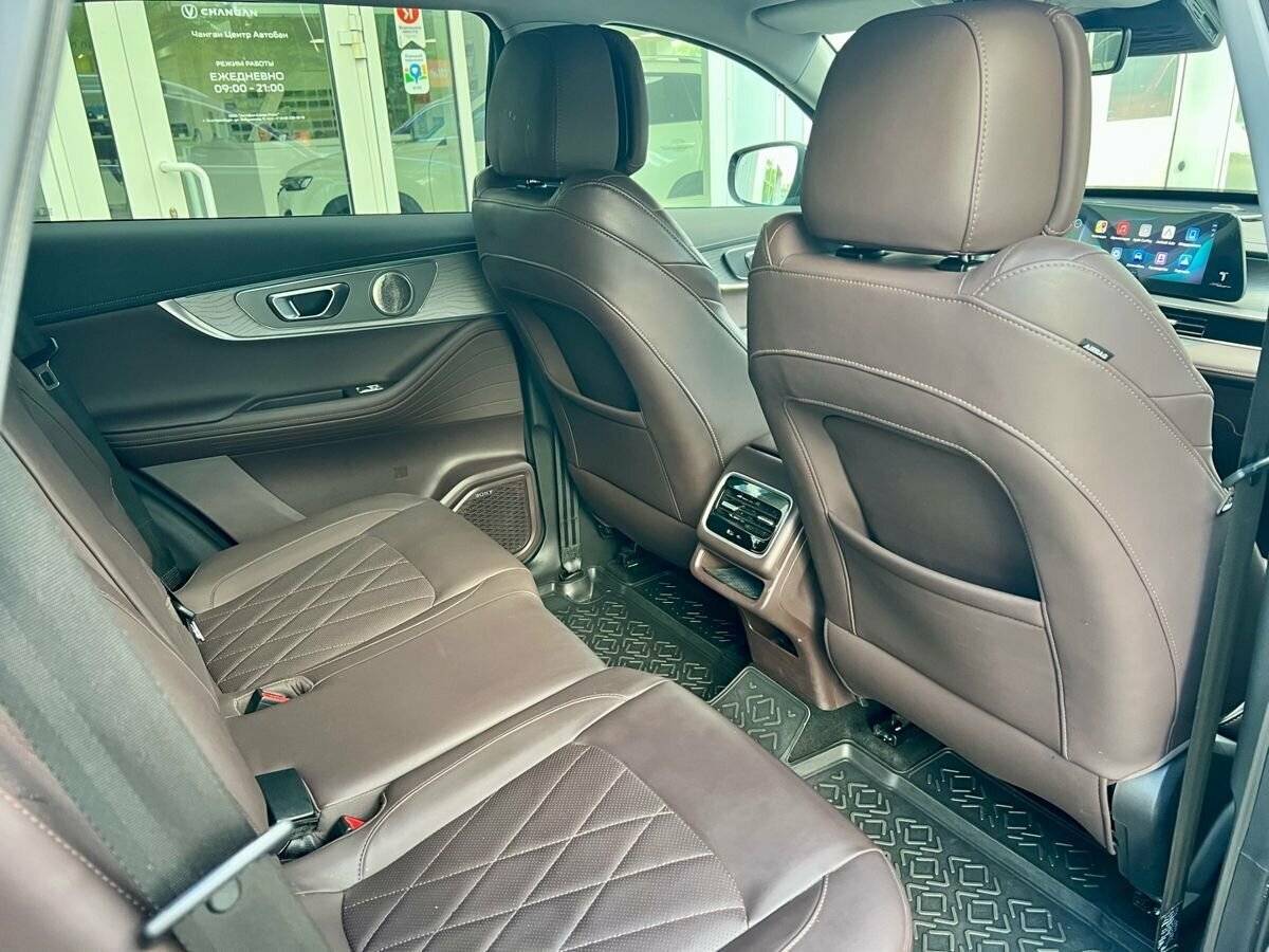 Chery Tiggo 8 Pro Max 2023 года с пробегом. Фото: #9