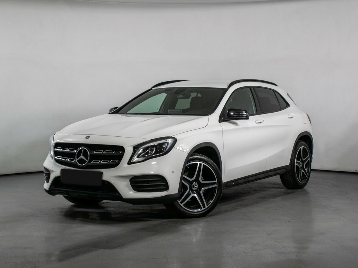 Mercedes-Benz GLA 2018 года с пробегом. Посмотреть фото