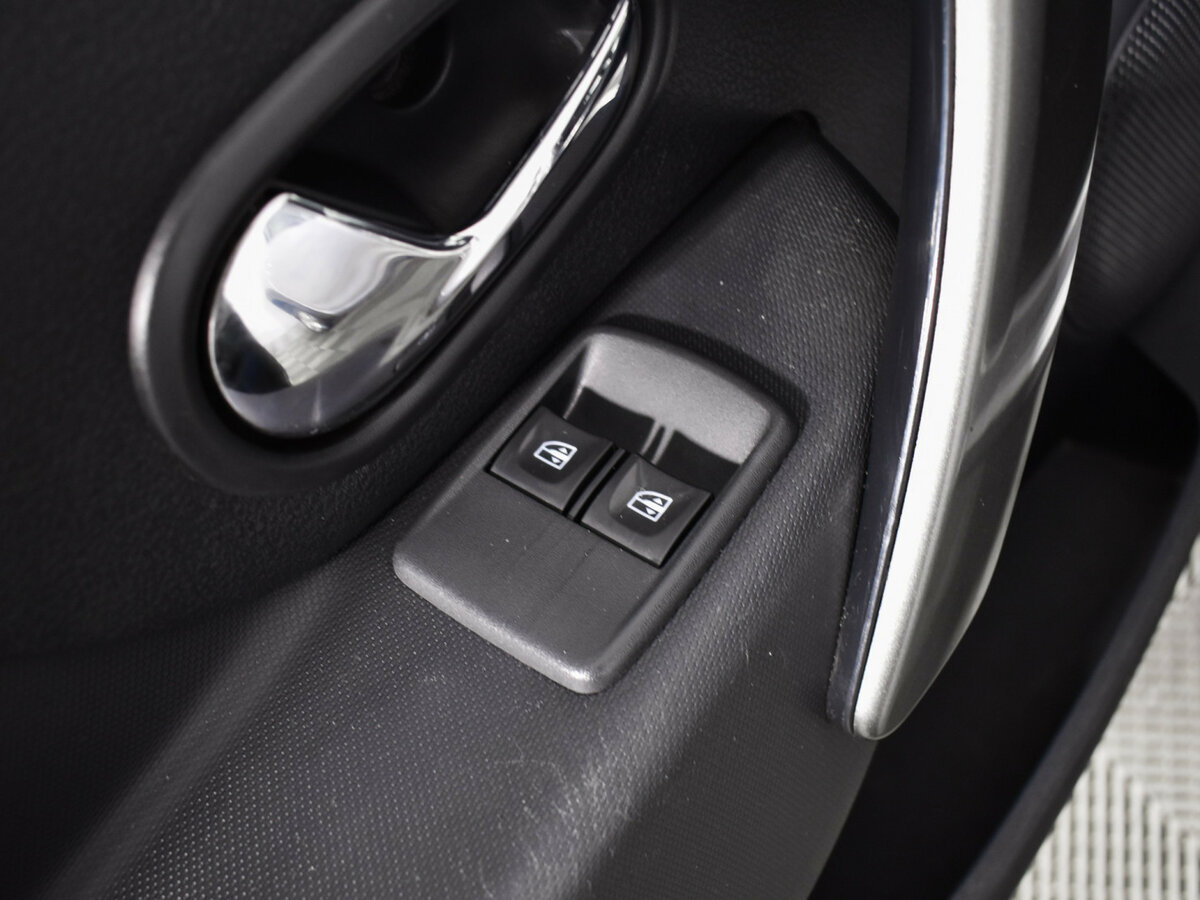 Renault Sandero 2016 года с пробегом. Фото: #14