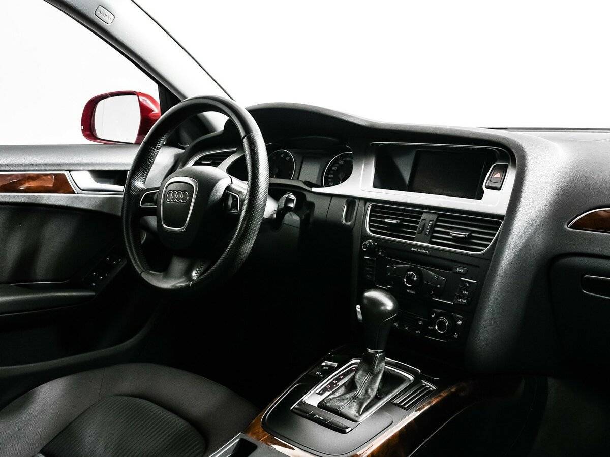 Audi A4 2011 года с пробегом. Фото: #8