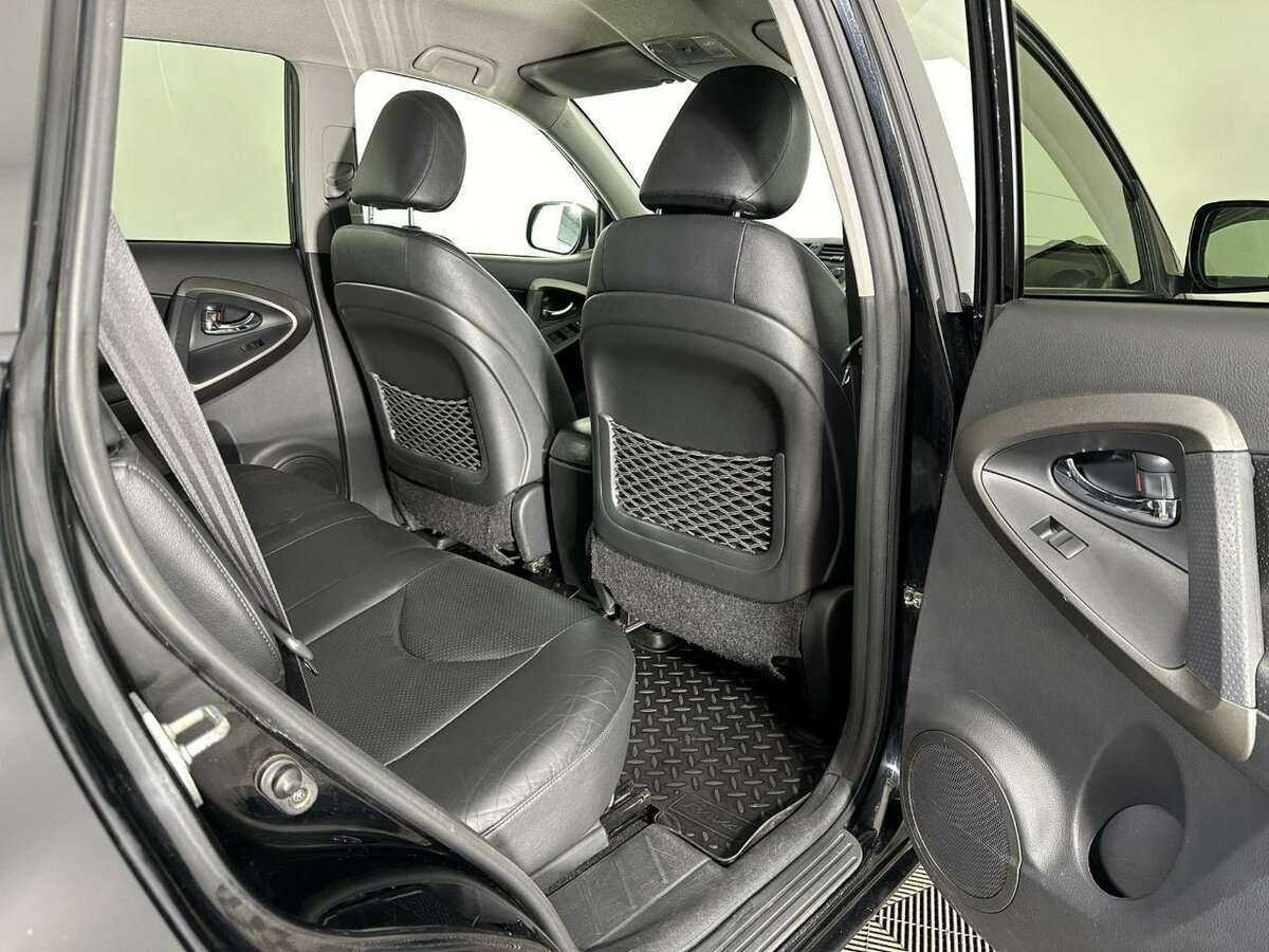 Toyota RAV4 2009 года с пробегом. Фото: #15
