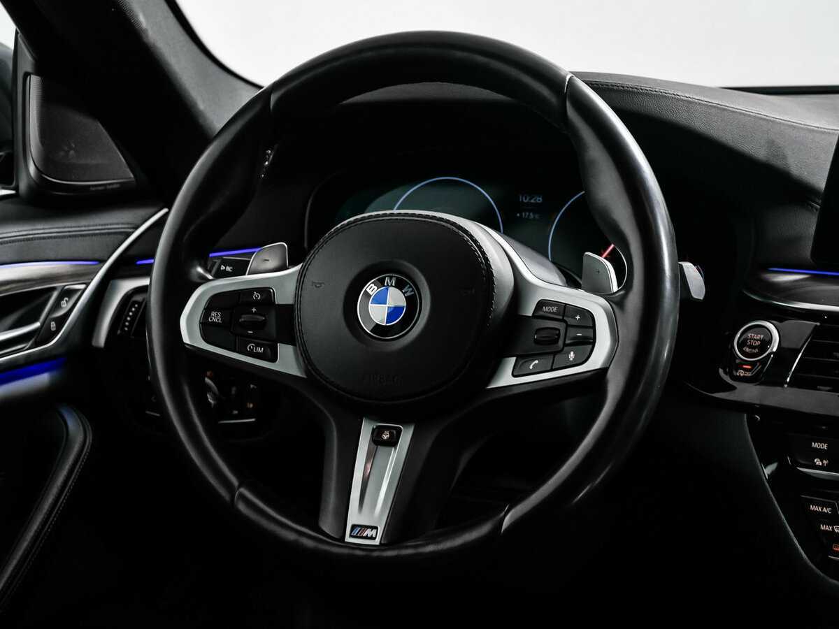 BMW 5 серии 2019 года с пробегом. Фото: #11