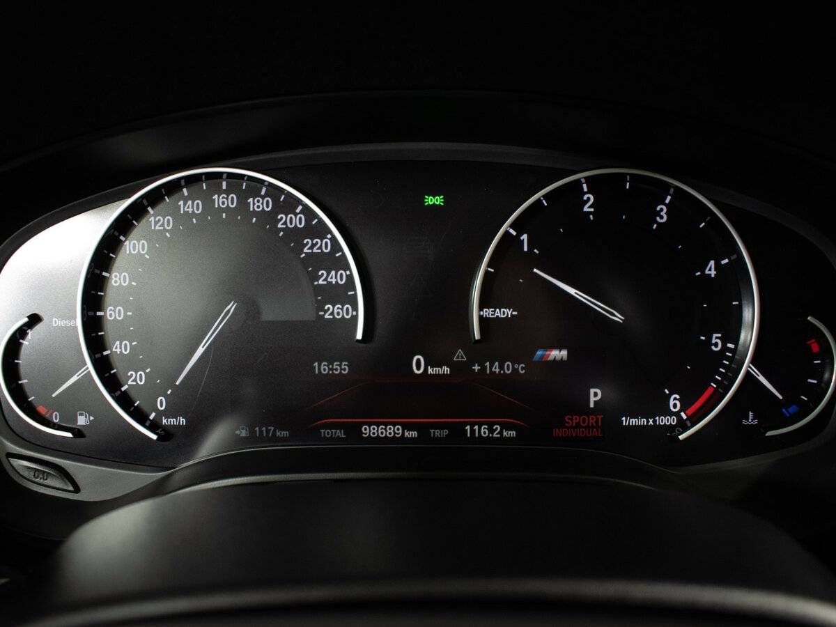 BMW 5 серии 2020 года с пробегом. Фото: #11