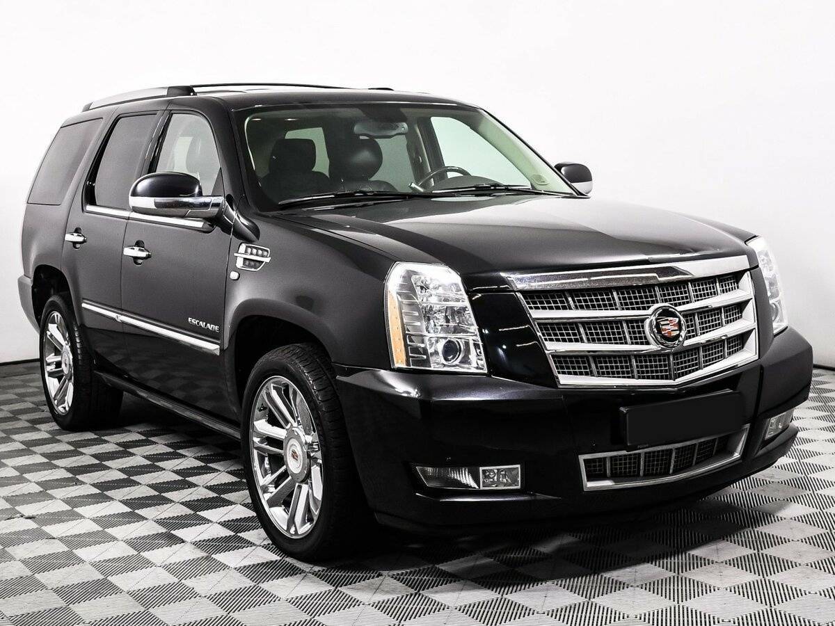 Cadillac Escalade 2013 года с пробегом. Фото: #2