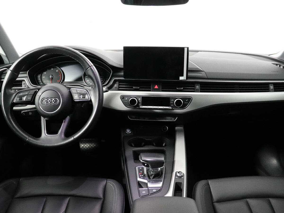 Audi A4 2021 года с пробегом. Фото: #12