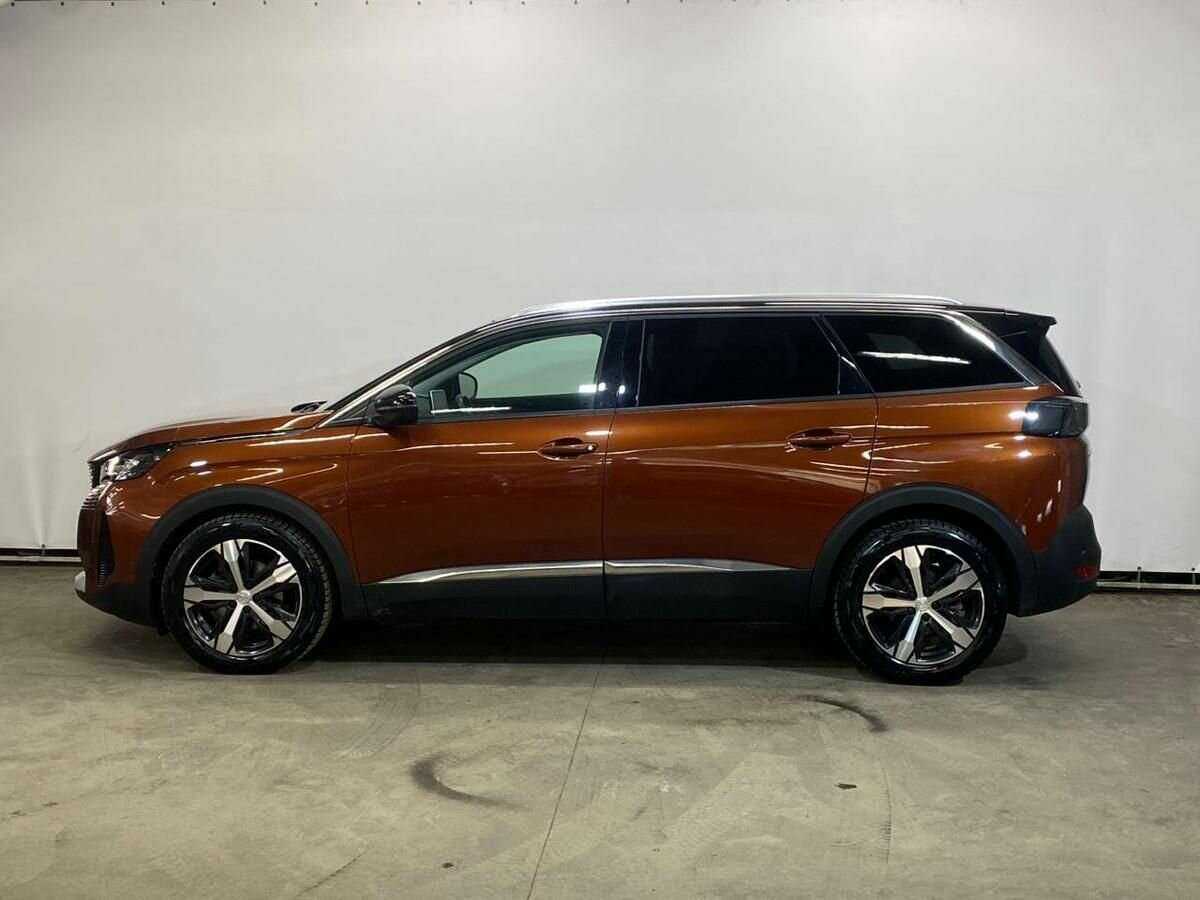 Peugeot 5008 2021 года с пробегом. Фото: #7
