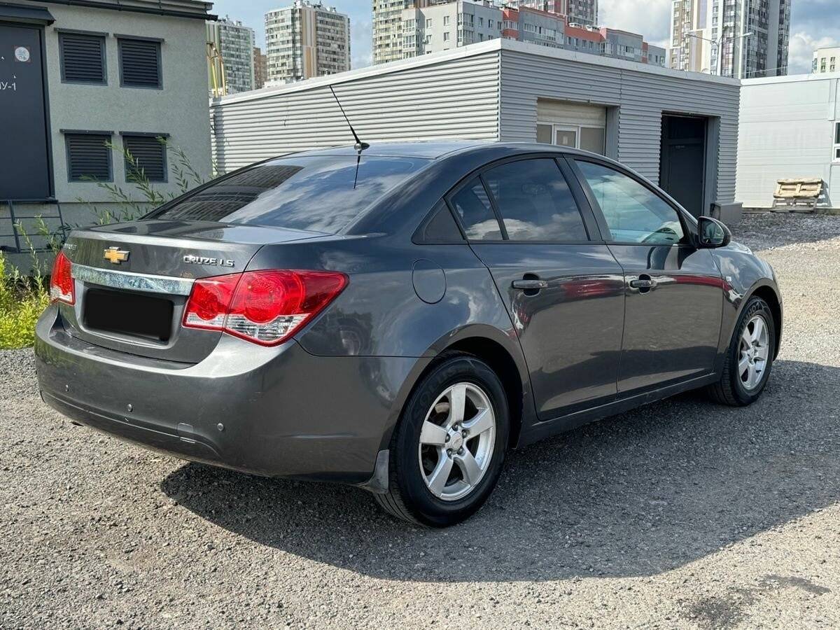 Chevrolet Cruze 2012 года с пробегом. Фото: #2